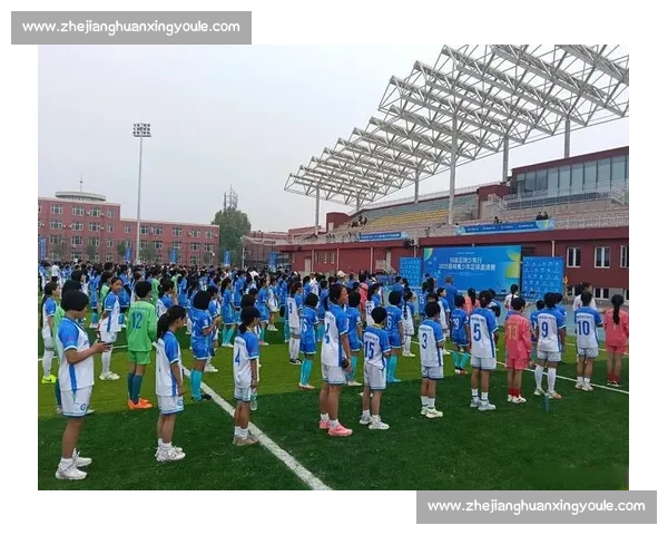 绝杀时刻!火箭少女队登顶 2025 社区杯女足青年组 绝杀时刻!火箭少女队登顶 2025 社区杯女足青年组