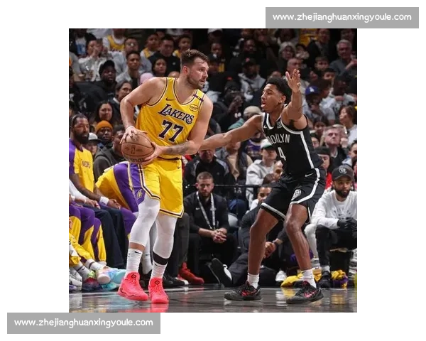 东契奇 31+9 空砍遭绝杀！湖人 DPOY 完爆小里，中锋伤退添阴霾